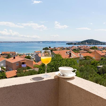 Apartman View Preko Exteriér fotografie